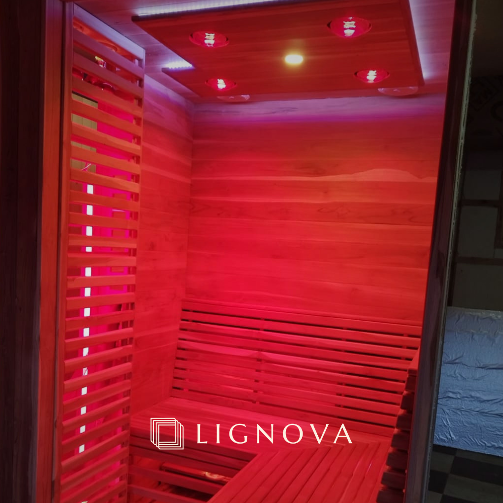 Instalación de sauna infrarrojo en madera de teca seleccionada.